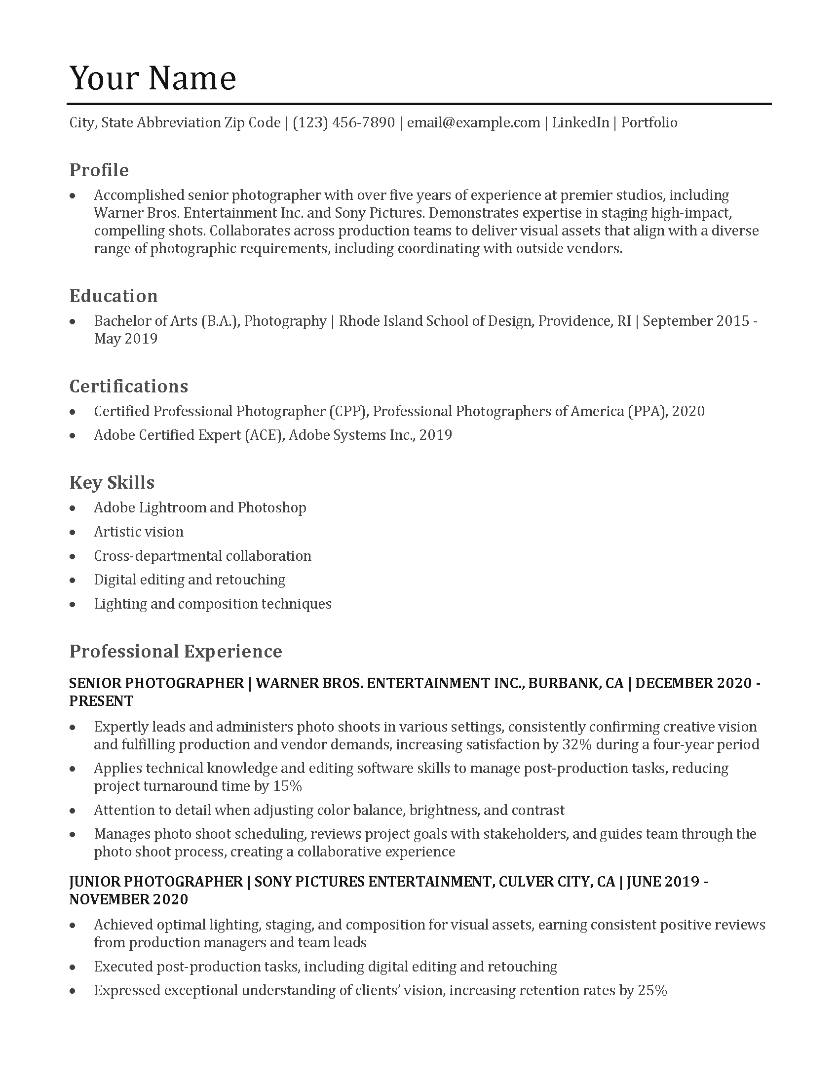 Photographer Resume Templates and Examples for 2024 - ResumeTemplates.com